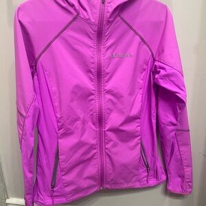 Hooded pink columbia windbreaker / rain jacket women's size medium